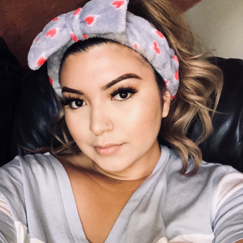 Meet your Posher, Briana